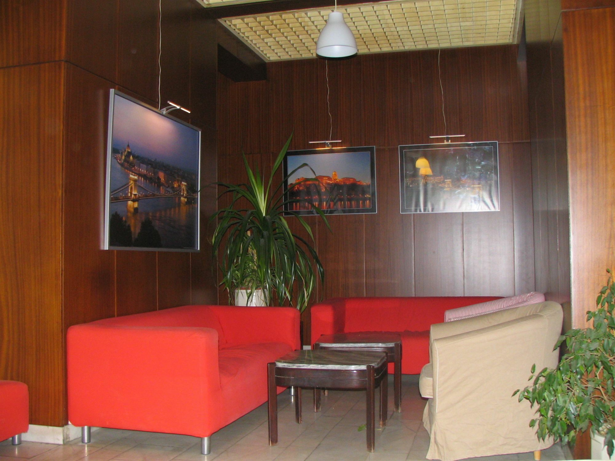Hotel 4 3*